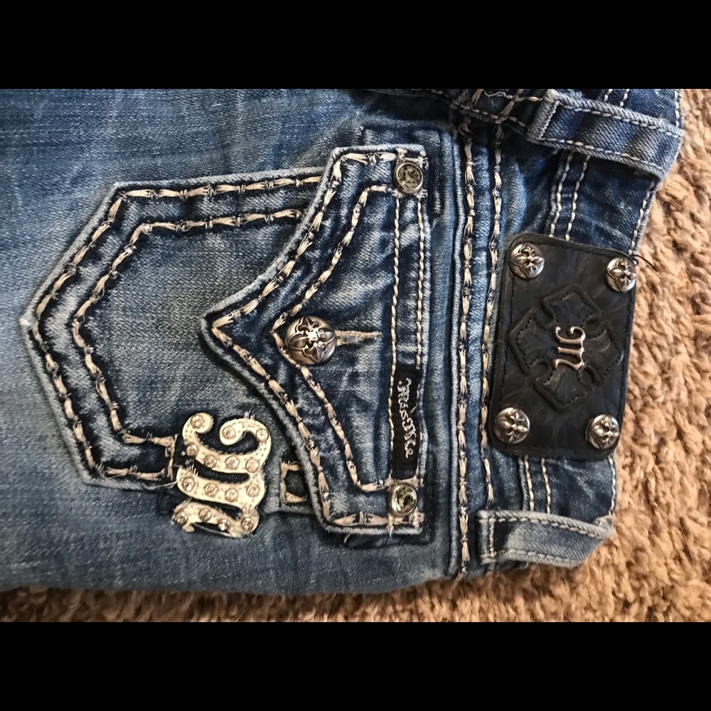Miss Me bootcut jeans!